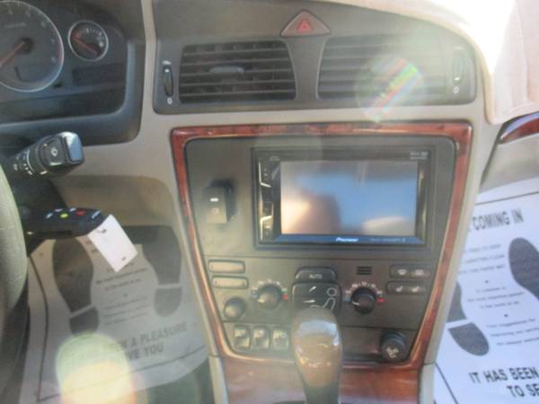 2005 Volvo S60 2.4 Premium Sedan/Az Owned/Loaded/Back Up Camera -... for sale in Phoenix, AZ – photo 8