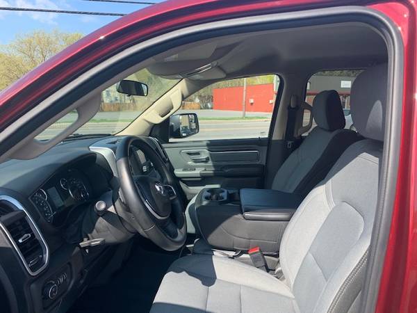 2019 Ram 1500 Crew Cab Big Horn with 5 7 Hemi and only 16, 000 miles! for sale in Syracuse, NY – photo 14