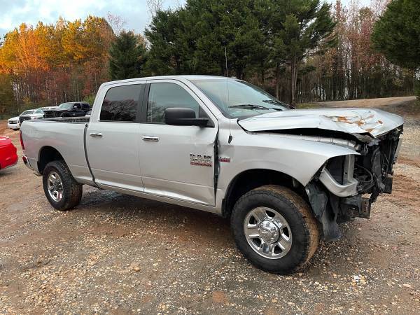 Damaged Needs Repair 2017 Dodge Ram 2500 4WD - cars & trucks - by... for sale in Drayton, NC – photo 5