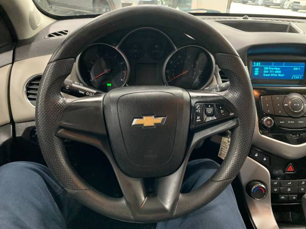 2013 CHEVROLET CRUZE LS AUTO - cars & trucks - by dealer - vehicle... for sale in Springfield, IL – photo 19