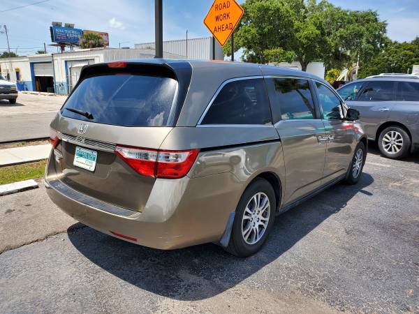 2012 Honda Odyssey EX-L - 79k mi - Leather, Moonroof, Smooth V6 for sale in Fort Myers, FL – photo 4