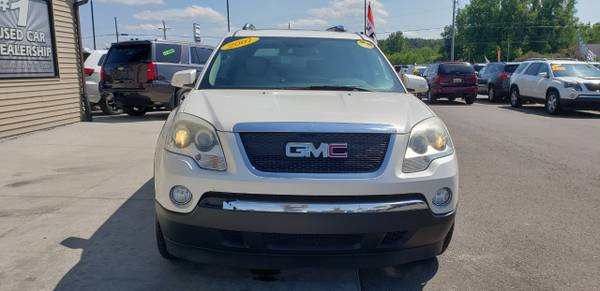 ALL WHEEL DRIVE!! 2007 GMC Acadia AWD 4dr SLT for sale in Chesaning, MI – photo 2