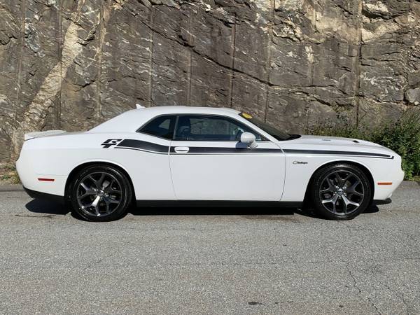 2015 Dodge Challenger R/T - cars & trucks - by dealer - vehicle... for sale in Tyngsboro, MA – photo 16