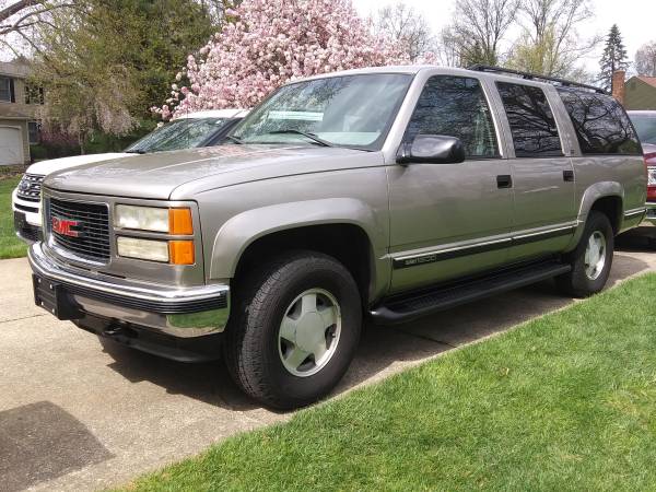 99 GMC Suburban SLT 4wd - Just up from Florida ! for sale in Hudson, OH – photo 2