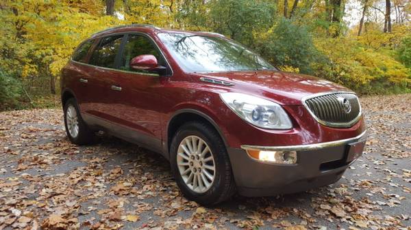 2010 Buick Enclave ( ONLY 103K MILES) - cars & trucks - by dealer -... for sale in Warsaw, IN – photo 7