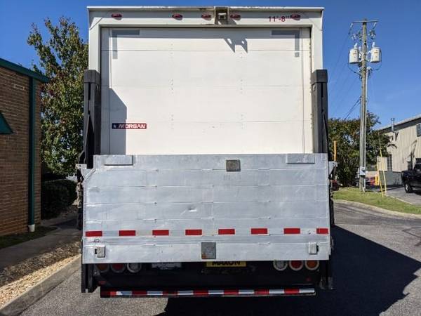 2015 Isuzu NRR 24' Box *Power Lift *Just Serviced *Side Door - cars... for sale in Knoxville, NC – photo 4