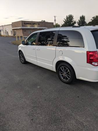 2017 dodge caravan SXT loaded 85K miles for sale in Bowling Green , KY – photo 3