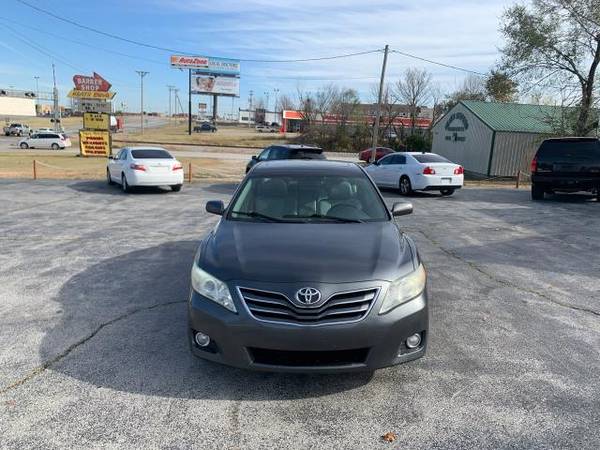 2010 Toyota Camry 4dr Sdn I4 Auto XLE (Natl) - cars & trucks - by... for sale in Jopin, AR – photo 4