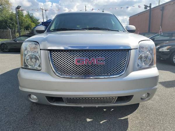 2013 GMC YUKON Denali $995 Down Payment - cars & trucks - by dealer... for sale in Temple Hills, District Of Columbia – photo 5