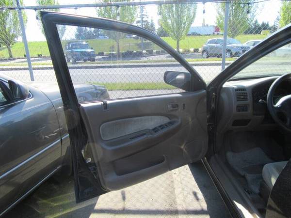 1998 *Mazda* *Protege* *4dr Sedan LX Automatic* - cars & trucks - by... for sale in Marysville, WA – photo 6
