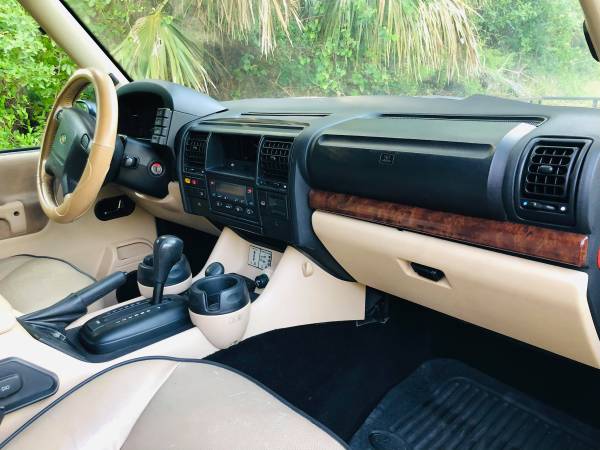 2004 Land Rover Discovery SE Sport Utility 4D - - by for sale in Naples, FL – photo 6