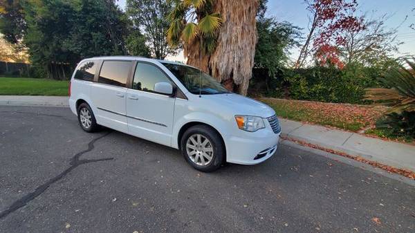 2014 Chrysler Town & Country - Financing Available! - cars & trucks... for sale in Tracy, CA – photo 12