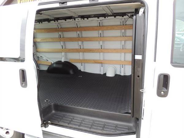2019 GMC Savana 2500 Cargo Work Van! WORK READY! LIKE NEW! 24k for sale in Other, WV – photo 7