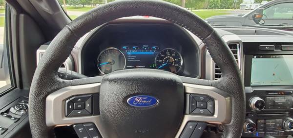 2016 Ford F-150 Platinum Crew Cab 4x4 5.0 V8 for sale in Green Bay, WI – photo 16