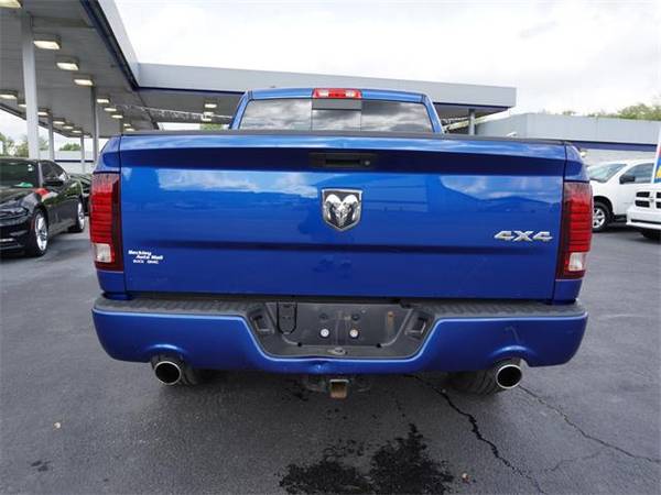 2016 Ram 1500 truck SPORT - Blue for sale in Beckley, WV – photo 15