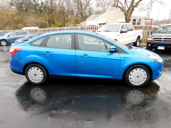 2014 Ford Focus 4dr Sdn SE -3 DAY SALE!!! - cars & trucks - by... for sale in Merriam, MO – photo 2
