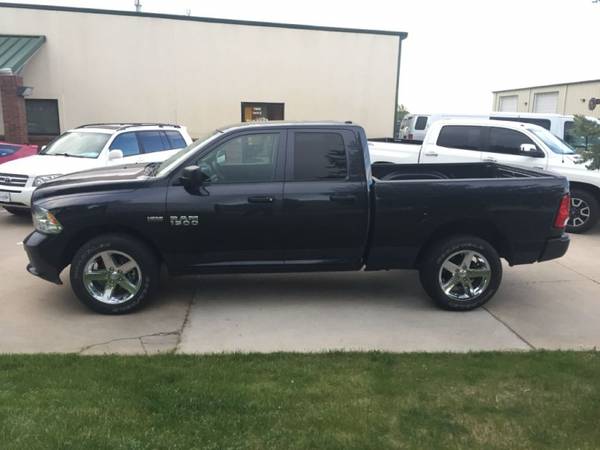 2017 RAM 1500 CREW CAB 5.7L V8 HEMI 4x4 4WD Truck LOW MILES 371mo_0dn for sale in Frederick, CO – photo 6
