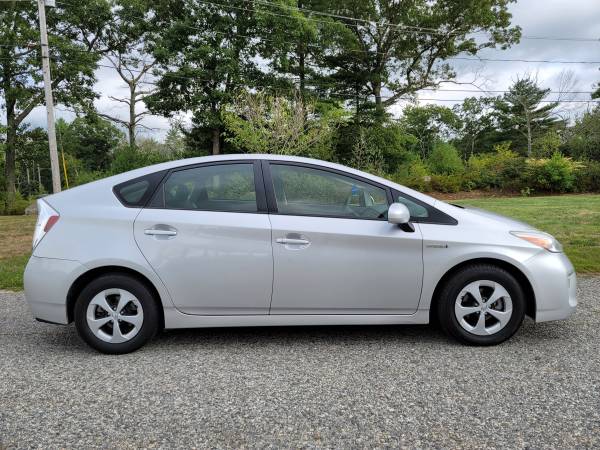 2012 Toyota Prius Hybrid II - cars & trucks - by dealer - vehicle... for sale in Exeter, RI – photo 8