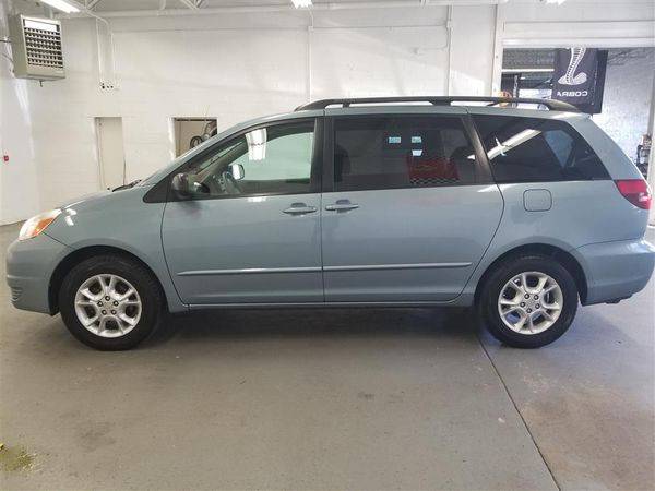 2005 Toyota Sienna 5dr LE AWD -EASY FINANCING AVAILABLE for sale in Bridgeport, CT – photo 7