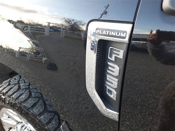 2017 Ford F-350SD Platinum **Chillicothe Truck Southern Ohio's Only... for sale in Chillicothe, WV – photo 11
