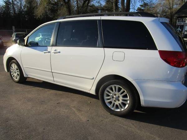 2007 Toyota Sienna 5dr 7-Passenger Van LE AWD (Natl) - cars & trucks... for sale in Lino Lakes, MN – photo 7