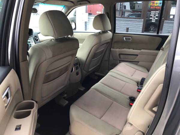 2009 Honda Pilot EX | 4WD | 3rd Row | 2 Owner | Auto | 137K Miles -... for sale in Omaha, NE – photo 16