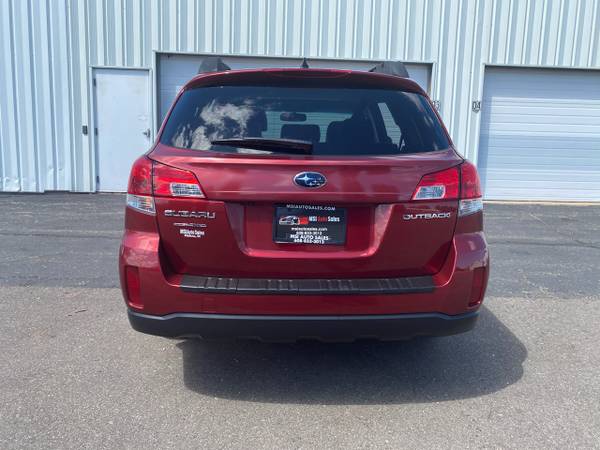 2013 Subaru Outback 4dr Wgn H4 Auto 2 5i Limited for sale in Middleton, WI – photo 6