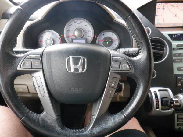 2009 HONDA PILOT TOURING 4WD - cars & trucks - by owner - vehicle... for sale in Byhalia, TN – photo 12