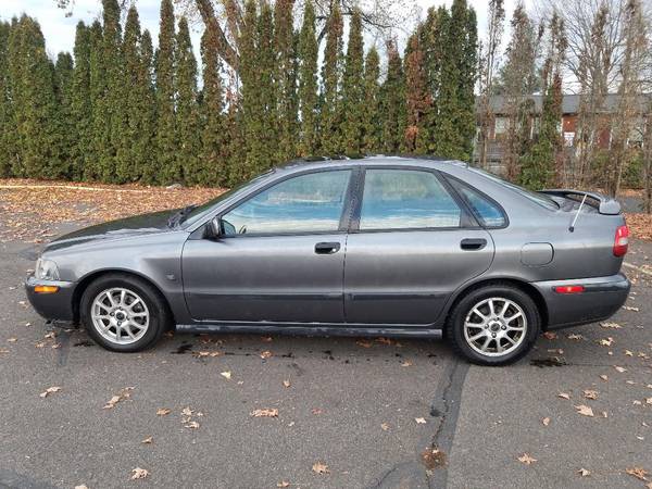 *~2001 VOLVO S40 1.8T SEDAN~ 165K~CLEAN & DEPENDABLE CAR~ - cars &... for sale in Eugene, OR – photo 4