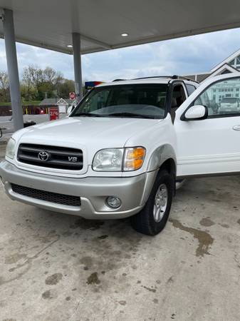 2003 Toyota Sequoia SR5 for Sale! for sale in Breezy Point, NY