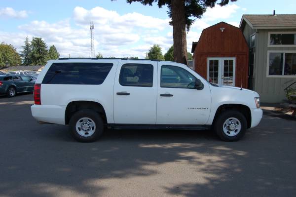 📞2009 Chevy Suburban⚠️ 4x4 ⚠️ $189 a month! for sale in Eugene, OR – photo 3