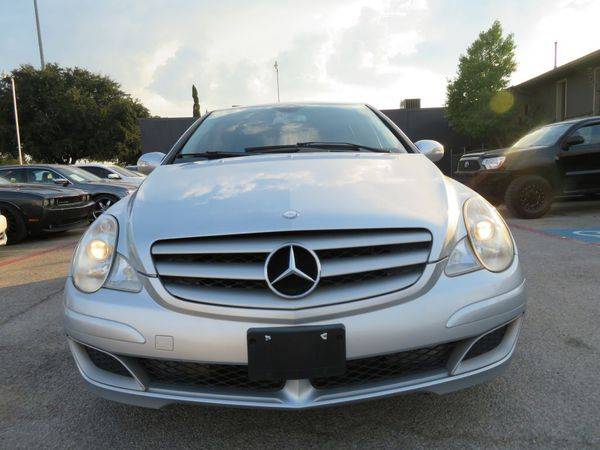 2006 MERCEDES-BENZ R-CLASS R350 -EASY FINANCING AVAILABLE for sale in Richardson, TX – photo 2