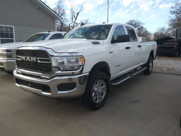 2019 Ram 2500 Crew Cab - Financing Available! - cars & trucks - by... for sale in Wichita, KS – photo 4