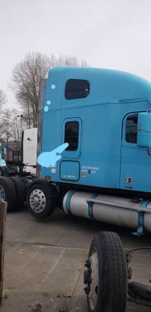 freightliner columbia for sale in Seattle, WA