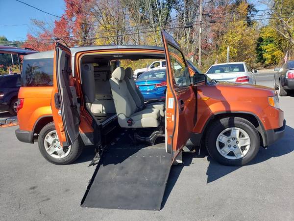 09 Honda Element Handicap Accessible!Only 82K!Installed by RIDE-AWAY!! for sale in METHUEN, RI – photo 2