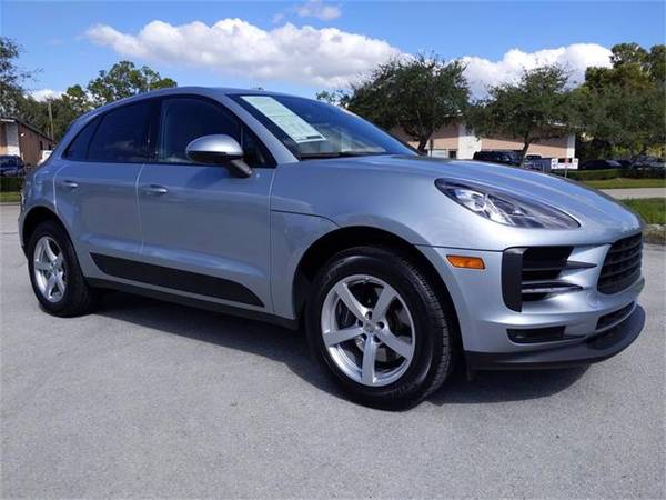 2019 Porsche Macan Base - SUV - cars & trucks - by dealer - vehicle... for sale in Naples, FL – photo 2