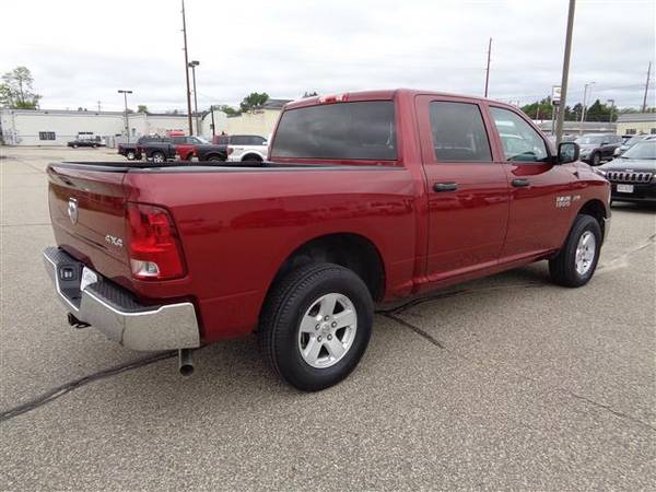 2014 RAM SXT EXPRESS 1500 CREW CAB 4X4 with 5.7L Hemi for sale in Wautoma, WI – photo 4