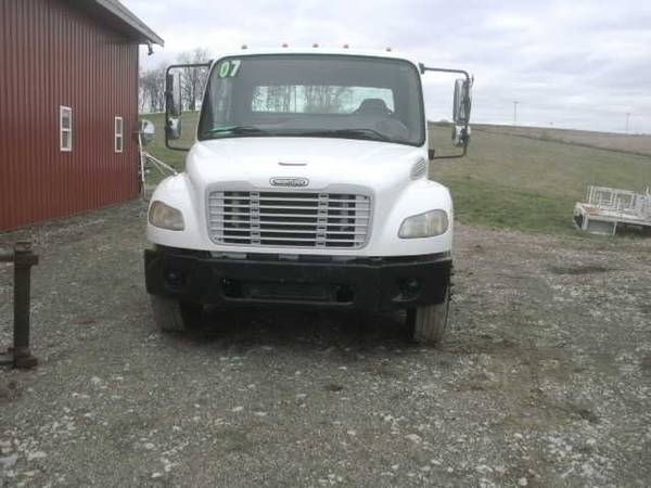 2007 Freightliner M2 - - by dealer - vehicle for sale in Spring Grove, WI – photo 9