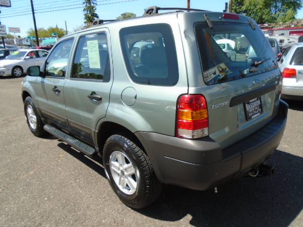 2006 Ford Escape XLS 4WD Sport Utility 4Dr - - by for sale in Portland, OR – photo 3