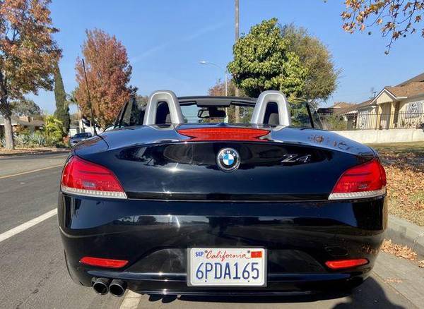 2011 BMW Z4 sDrive30i Roadster 2D - FREE CARFAX ON EVERY VEHICLE -... for sale in Los Angeles, CA – photo 7