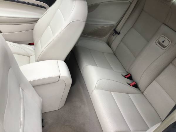 VW EOS convertible 2009 for sale in Grafton, WI – photo 2