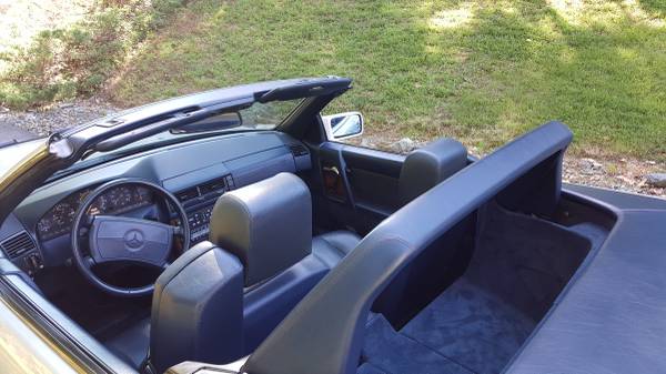 1991 MERCEDES BENZ ROADSTER - cars & trucks - by owner - vehicle... for sale in Huntingtown, MD – photo 3