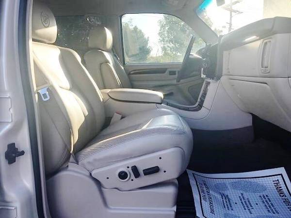 2004 Cadillac Escalade EXT - cars & trucks - by dealer - vehicle... for sale in Manteca, CA – photo 4