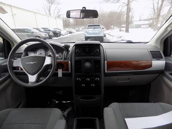 2008 Chrysler Town Country 4dr Wgn Touring - - by for sale in Norton, OH – photo 9