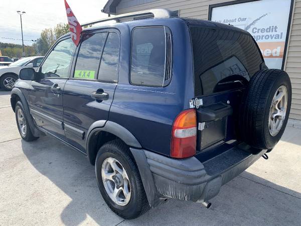 2004 Chevrolet Tracker 4dr Hardtop 4WD ZR2 - cars & trucks - by... for sale in Chesaning, MI – photo 17