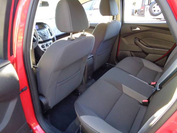 2014 Ford Focus SE Hatchback - FL Car! 36MPG! SYNC! Cruise! 36k Mi! for sale in Pinellas Park, FL – photo 12