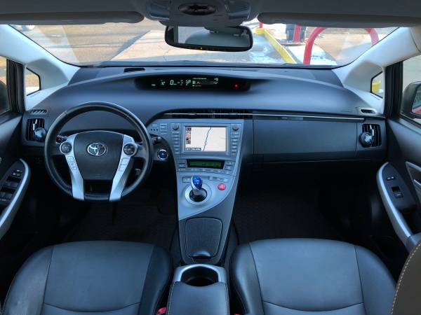 2013 Toyota Prius Five RARE Head-up display LKA - cars & for sale in Bethany, CT – photo 10
