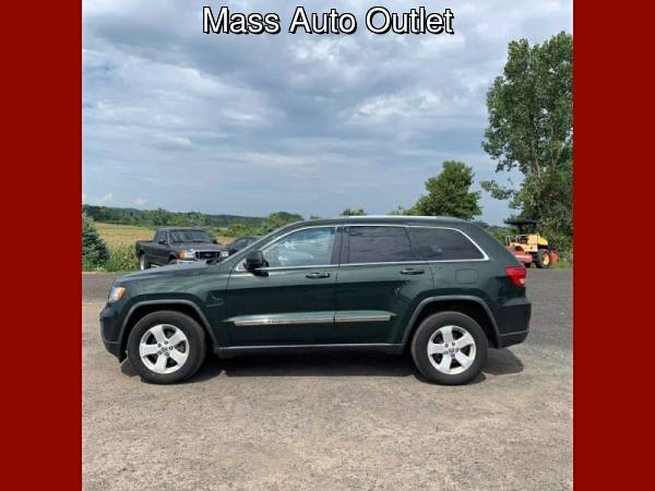 2011 Jeep Grand Cherokee 4WD 4dr Laredo - cars & trucks - by dealer... for sale in Worcester, RI – photo 7