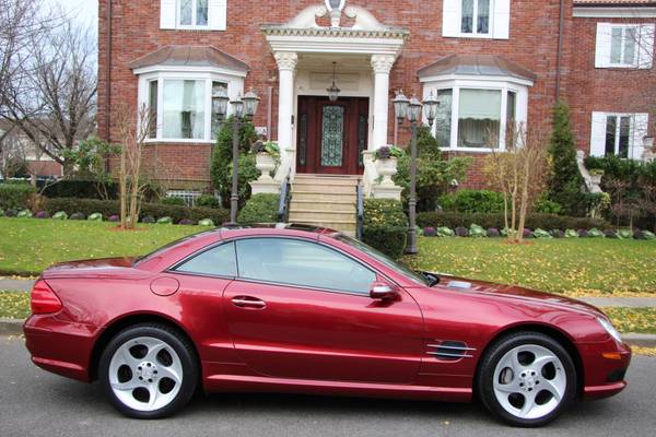2005 MERCEDES SL500 SPORT ONLY 42K MILES MINT RED/BLK RARE WE... for sale in Brooklyn, NY
