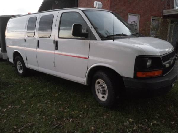 2008 Cargo van 3/4 ton 160k w/stainless slide outs - cars & trucks -... for sale in Rising Sun, OH – photo 11